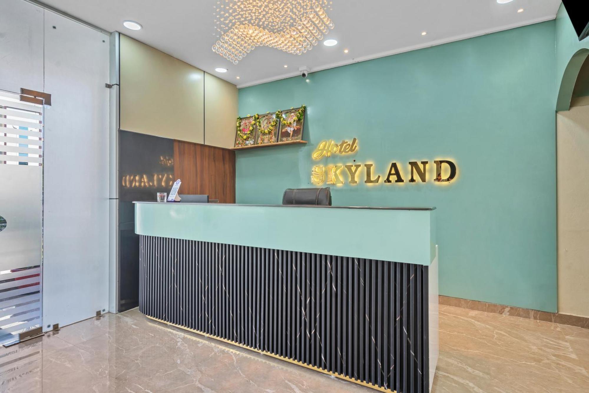 Hotel Sky Land Khammam Eksteriør bilde