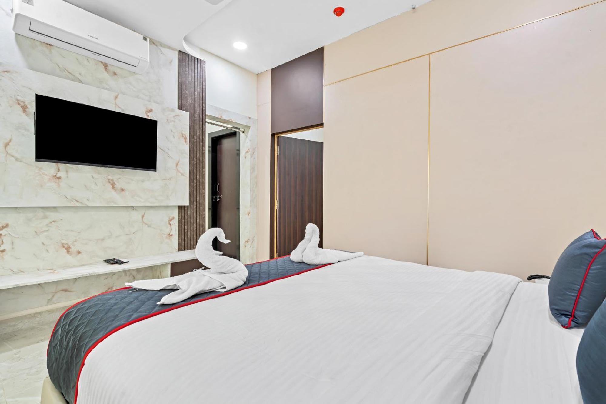 Hotel Sky Land Khammam Eksteriør bilde