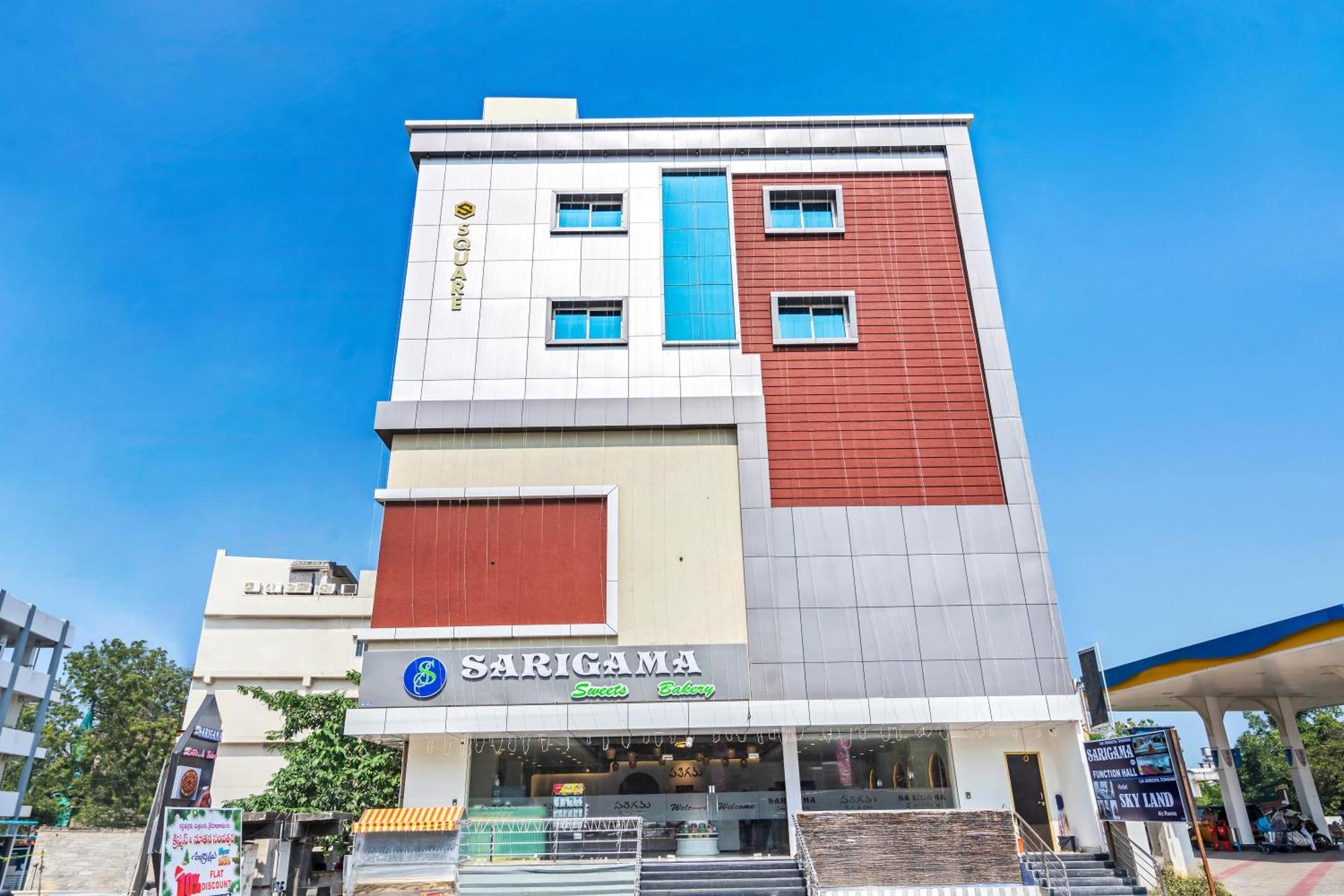 Hotel Sky Land Khammam Eksteriør bilde